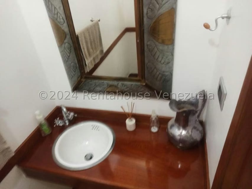 Casa (Multipes Niveles) en Venta en La Florida, Distrito Metropolitano - 71