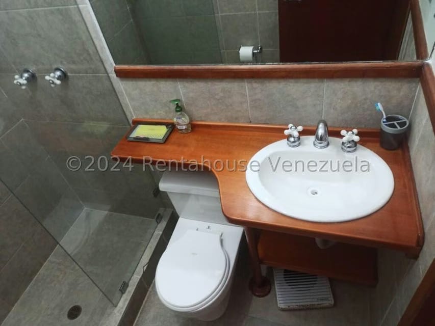 Casa (Multipes Niveles) en Venta en La Florida, Distrito Metropolitano - 78