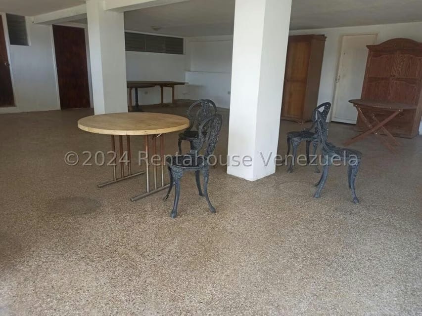Casa (Multipes Niveles) en Venta en La Florida, Distrito Metropolitano - 91