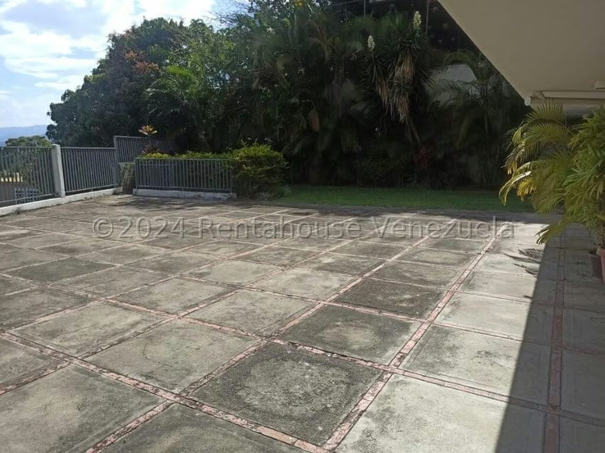 Casa (Multipes Niveles) en Venta en La Florida, Distrito Metropolitano - 93