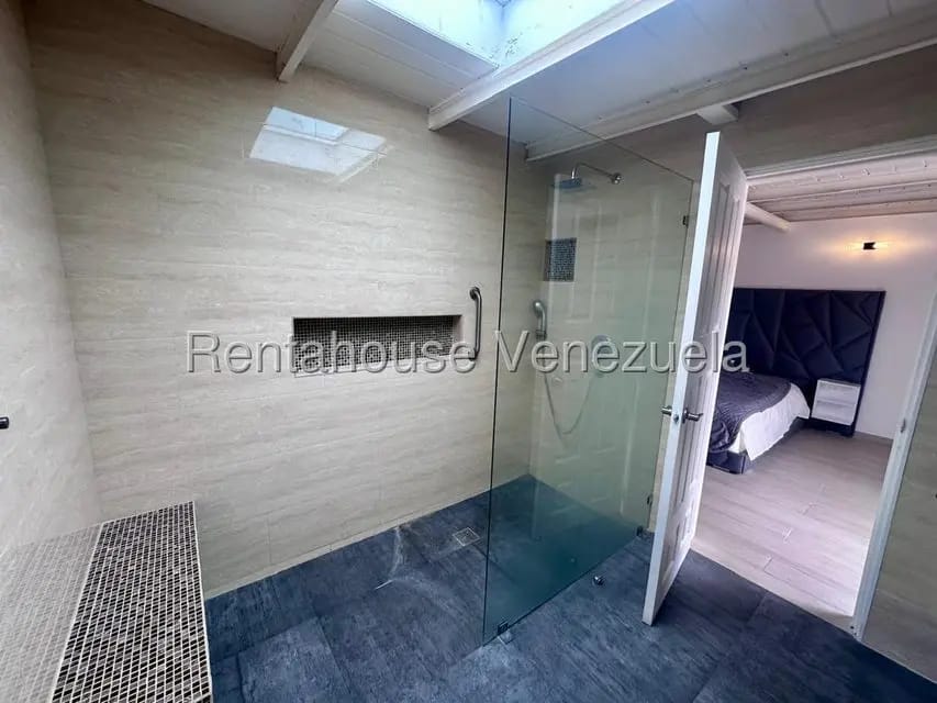 Apartamento (1 Nivel) en Alquiler en El Encantado, Distrito Metropolitano - 19
