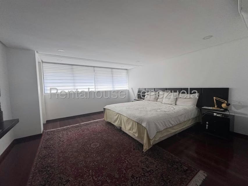 Casa (Multipes Niveles) en Venta en Los Naranjos del Cafetal, Distrito Metropolitano - 11