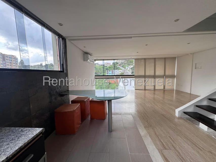 Casa (Multipes Niveles) en Venta en Los Naranjos del Cafetal, Distrito Metropolitano - 21