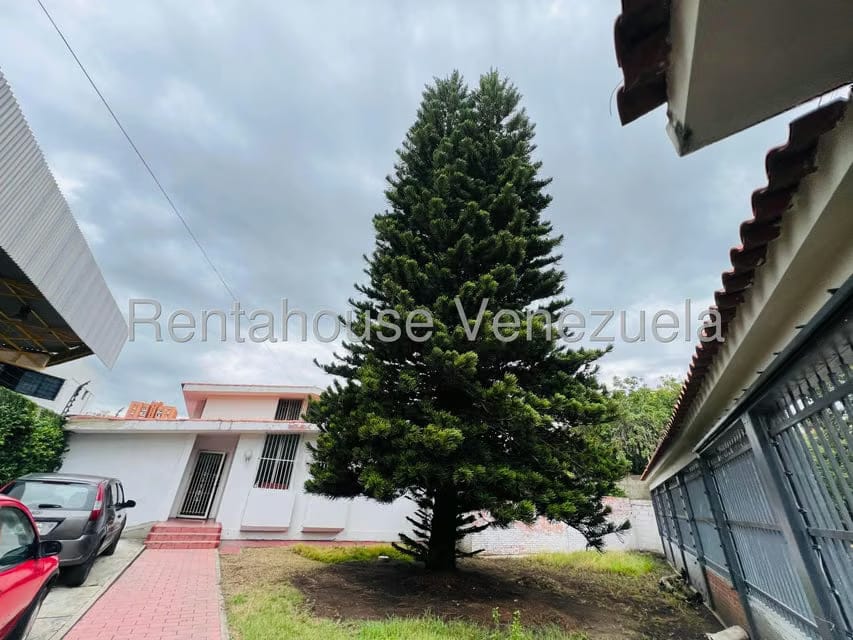 Comercial (Local Comercial) en Venta en Zona Este, Lara - 2