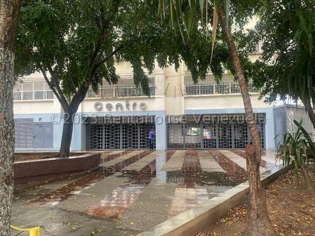 Comercial (Local Comercial) en Venta en Los Dos Caminos, Distrito Metropolitano