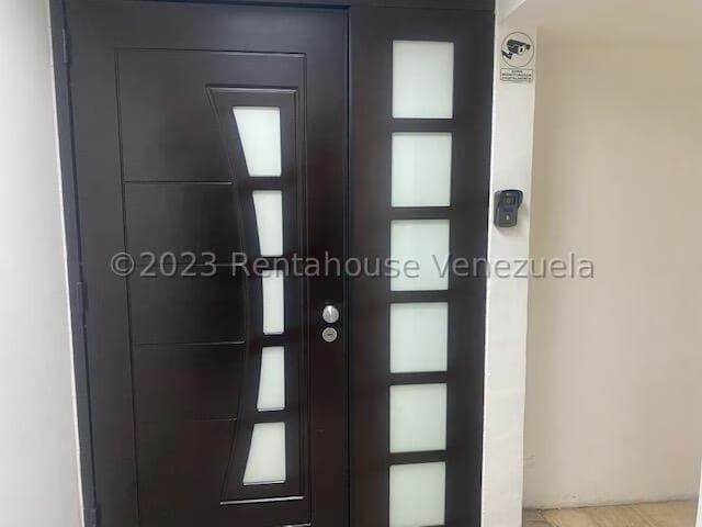 Comercial (Local Comercial) en Venta en Los Dos Caminos, Distrito Metropolitano - 3