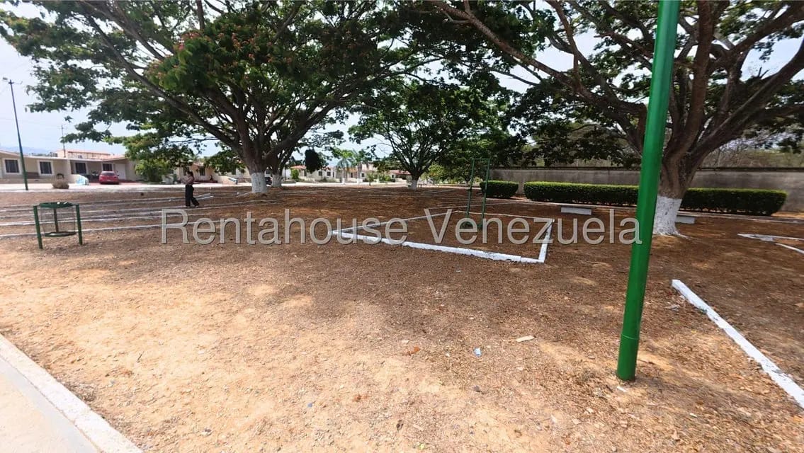 Casa (1 Nivel) en Venta en La Ensenada, Lara - 27