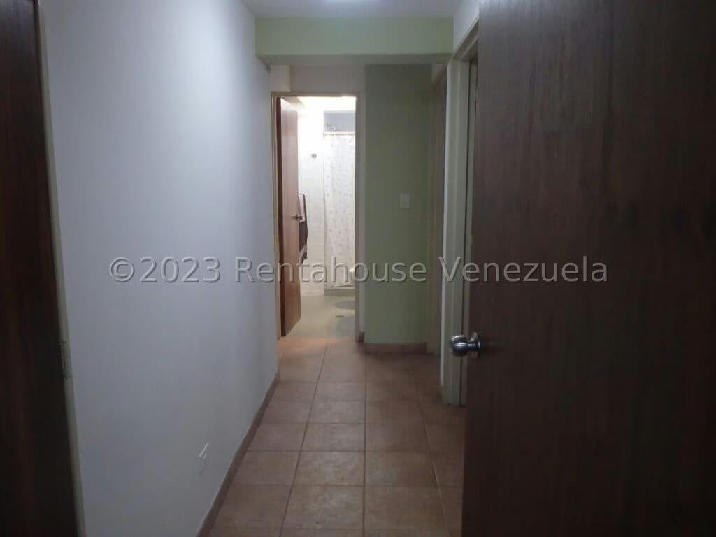 APARTAMENTO EN VENTA SELENE MARIN MLS#23-28805 - 2