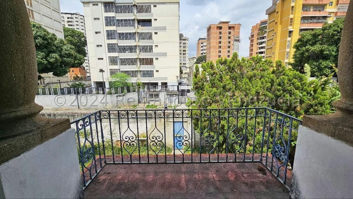 Casa (1 Nivel) en Venta en El Paraiso, Distrito Metropolitano - 38