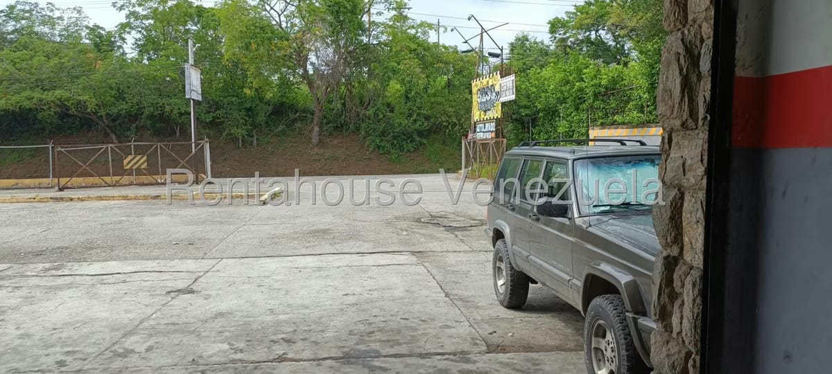 Comercial (Local Comercial) en Venta en Sector Sucua, Miranda - 31
