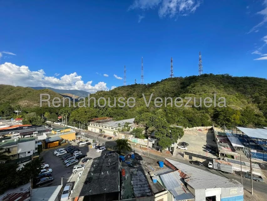 Comercial (Oficina) en Alquiler en Avenida 19 de Abril, Aragua - 20
