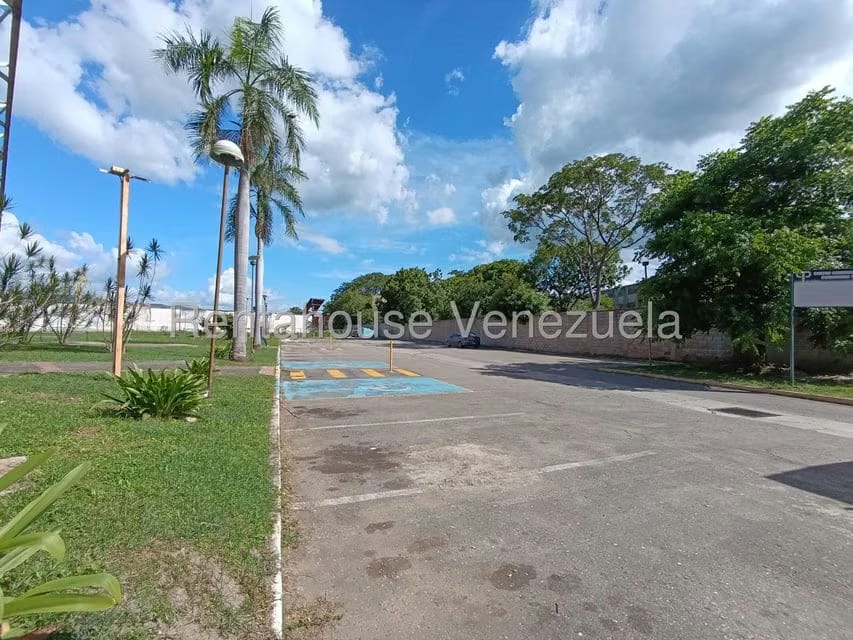 Comercial (Local Comercial) en Venta en Sabana Larga, Aragua - 13