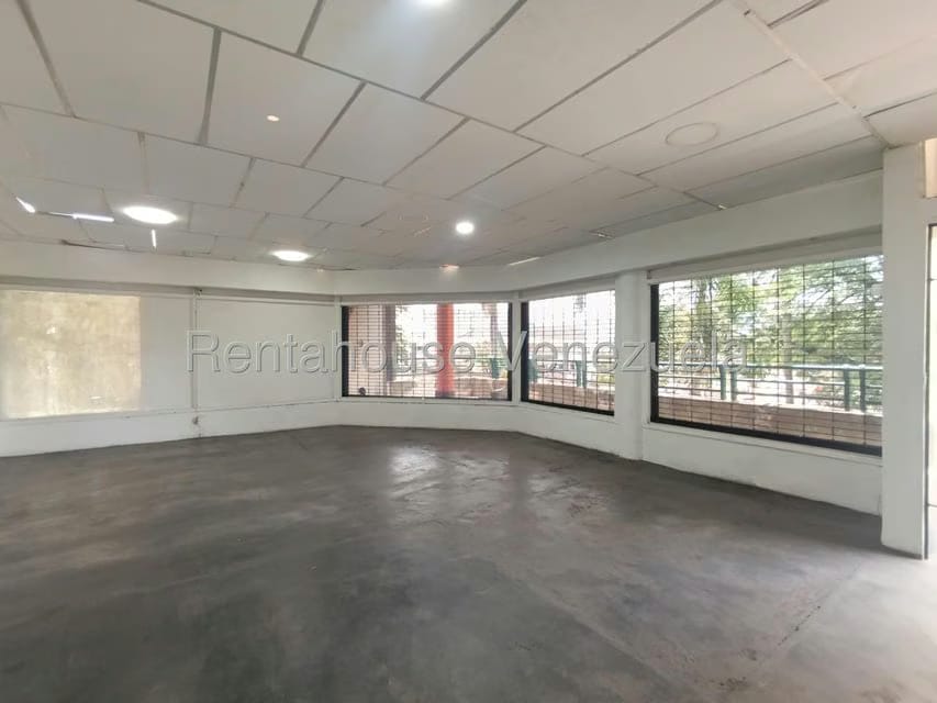 Comercial (Local Comercial) en Venta en Sabana Larga, Aragua - 3