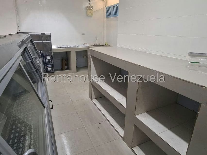 Comercial (Local Comercial) en Venta en Santa Monica, Distrito Metropolitano - 6