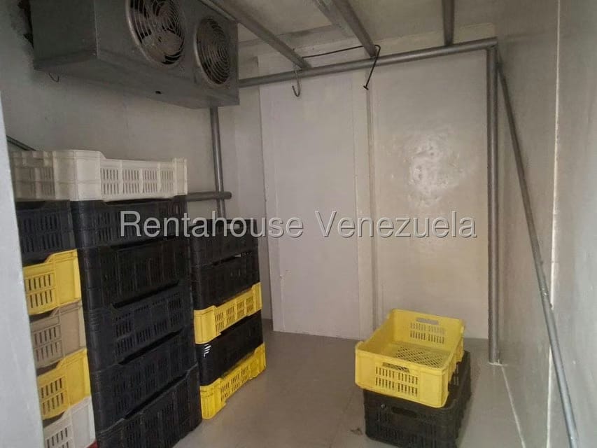 Comercial (Local Comercial) en Venta en Santa Monica, Distrito Metropolitano - 10