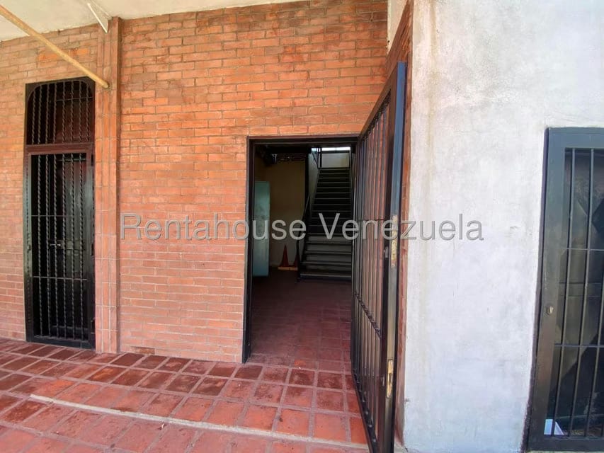 Comercial (Local Comercial) en Venta en La Raiza, Miranda - 25