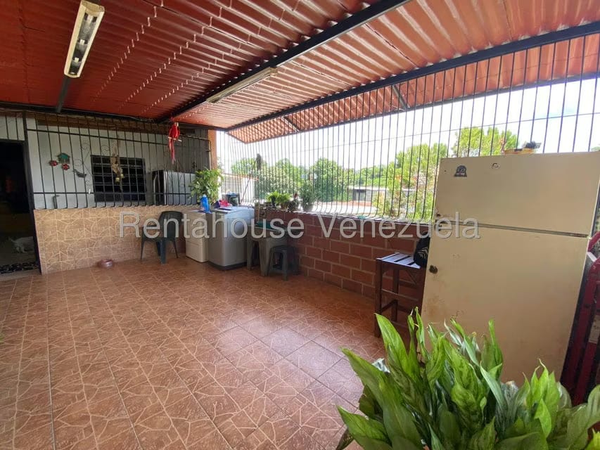 Comercial (Local Comercial) en Venta en La Raiza, Miranda - 61