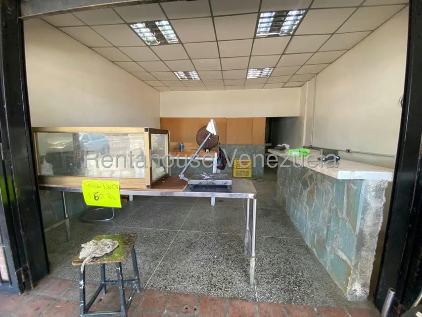 Comercial (Local Comercial) en Venta en La Raiza, Miranda - 71