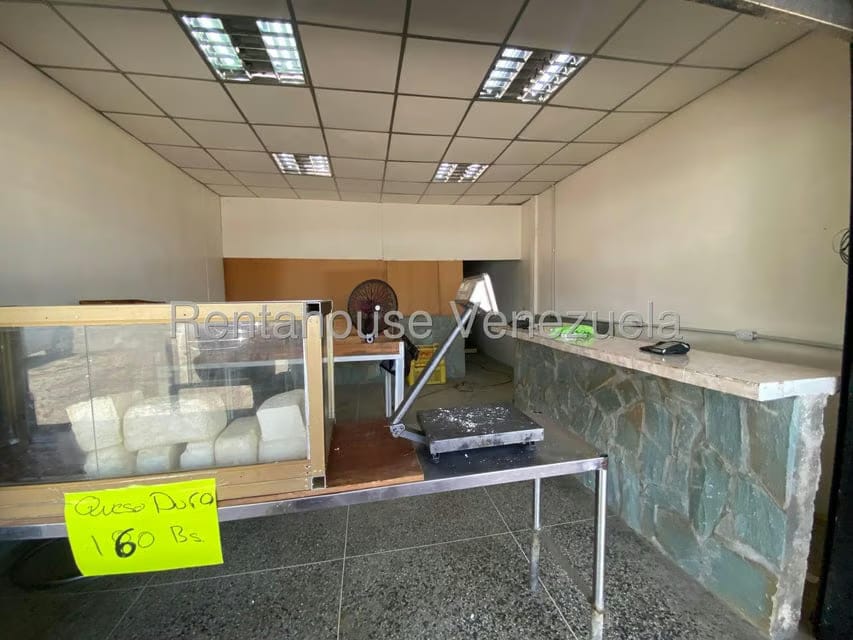 Comercial (Local Comercial) en Venta en La Raiza, Miranda - 72