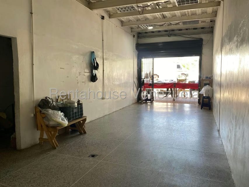 Comercial (Local Comercial) en Venta en La Raiza, Miranda - 83