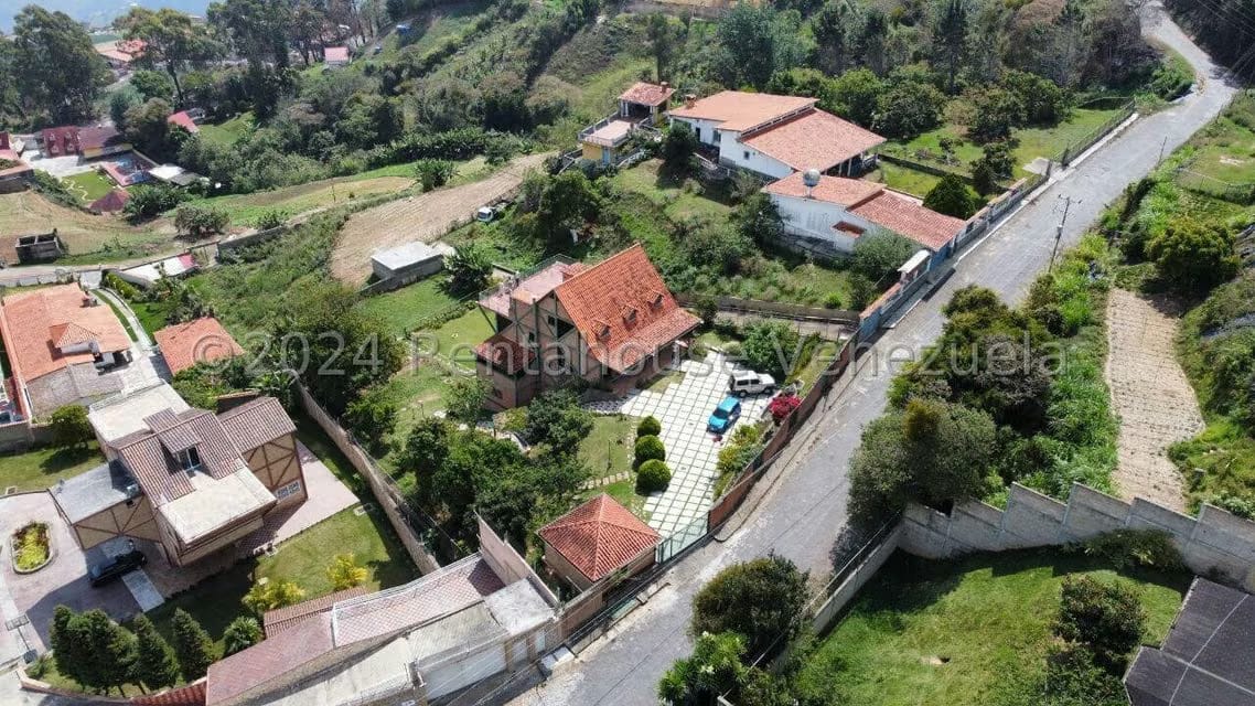 Casa (Multipes Niveles) en Venta en El Junquito, Distrito Metropolitano - 122