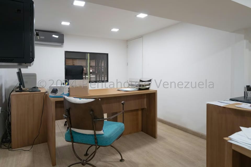 Comercial (Local Comercial) en Venta en Las Minas, Miranda - 31