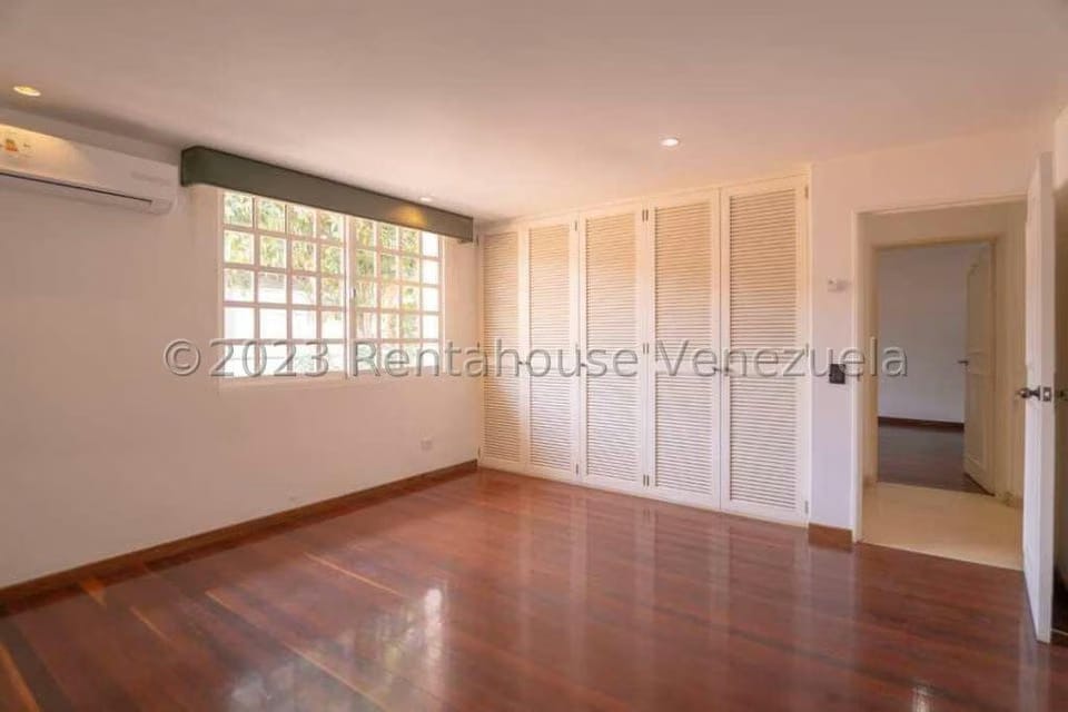 Casa (Multipes Niveles) en Venta en Prados del Este, Distrito Metropolitano - 20