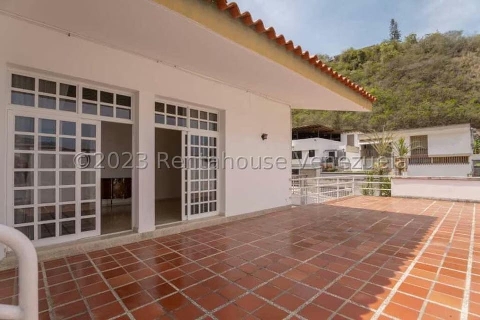 Casa (Multipes Niveles) en Venta en Prados del Este, Distrito Metropolitano - 6