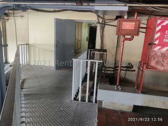 LOCAL COMERCIAL EN VENTA – ELENA MARIN NOBREGA - 2