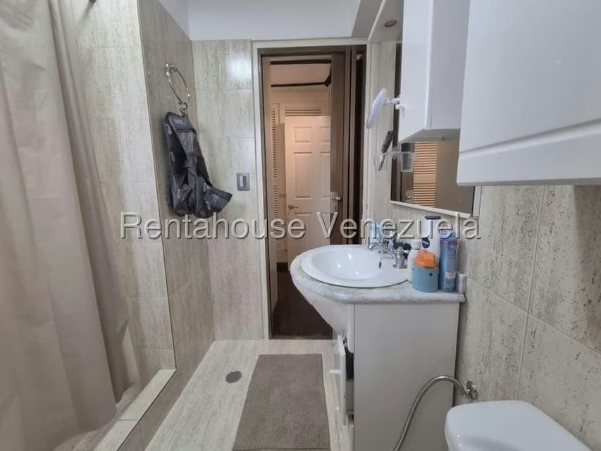 Apartamento (1 Nivel) en Venta en El Cigarral, Distrito Metropolitano - 22