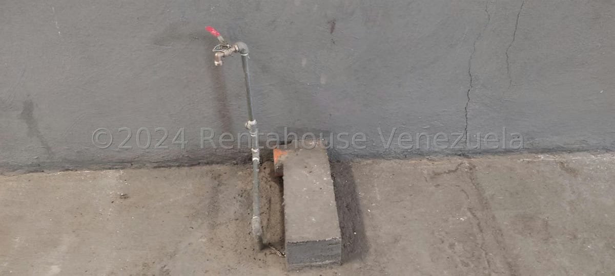 Comercial (Galpon - Deposito) en Venta en Vega Arriba, Miranda - 12