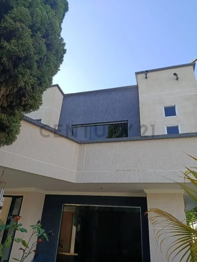VENTA DE CASA EN URBANIZACION VILLA FRESCA, CARRIZAL - 5