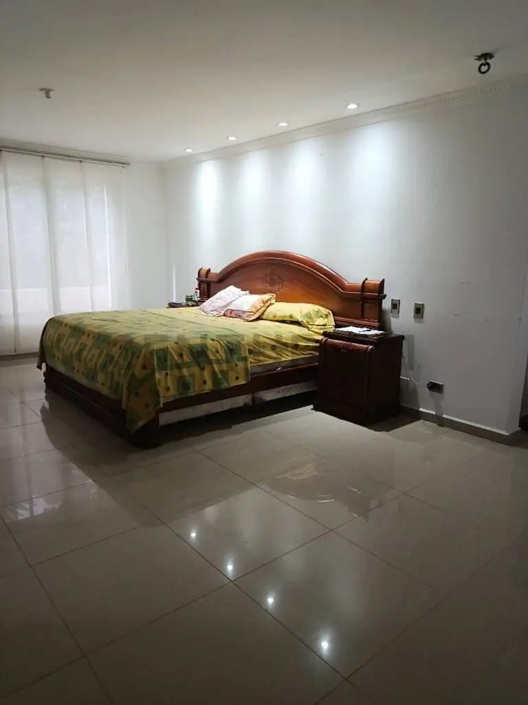 VENTA DE CASA EN URBANIZACION VILLA FRESCA, CARRIZAL - 9