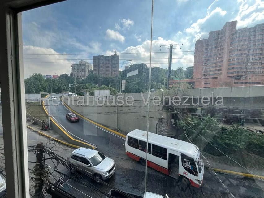 Comercial (Local Comercial) en Alquiler en Santa Fe Norte, Distrito Metropolitano - 15