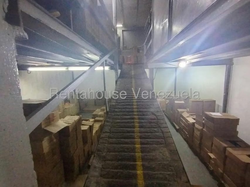 Comercial (Local Comercial) en Venta en Quinta Crespo, Distrito Metropolitano - 10