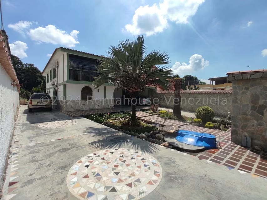 Casa (Duplex) en Venta en El Limon, Aragua - 2
