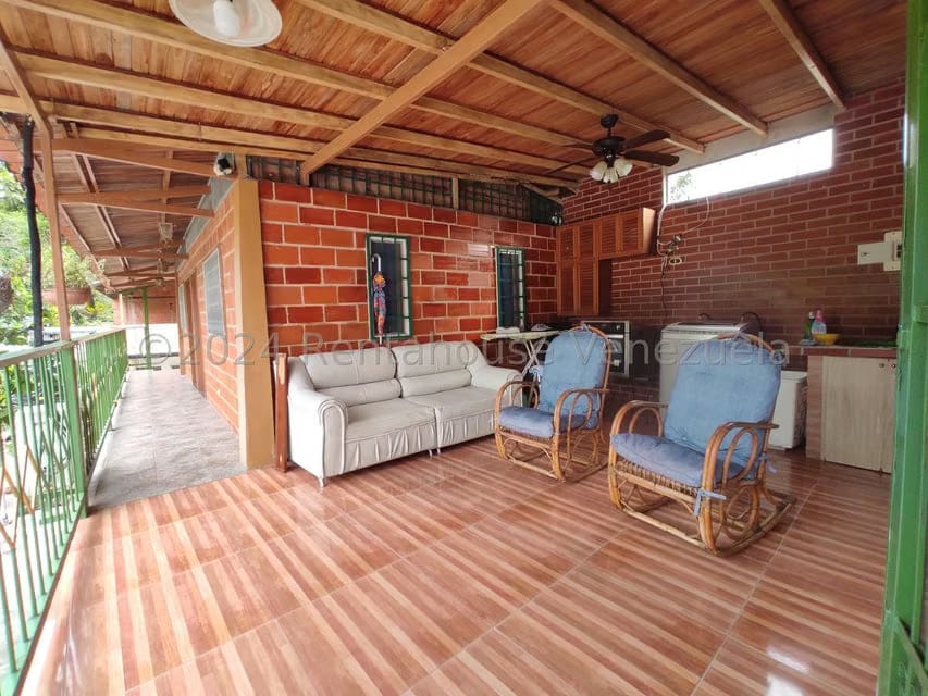 Casa (Duplex) en Venta en El Limon, Aragua - 58