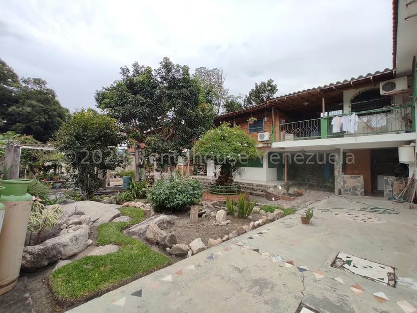 Casa (Duplex) en Venta en El Limon, Aragua - 84