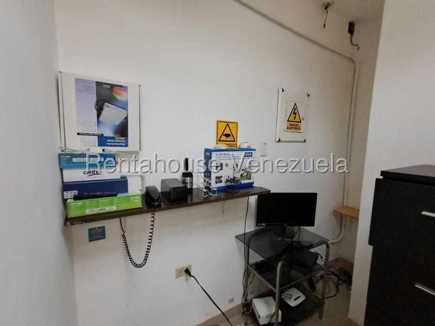 Comercial (Local Comercial) en Alquiler en Camoruco, Carabobo - 38