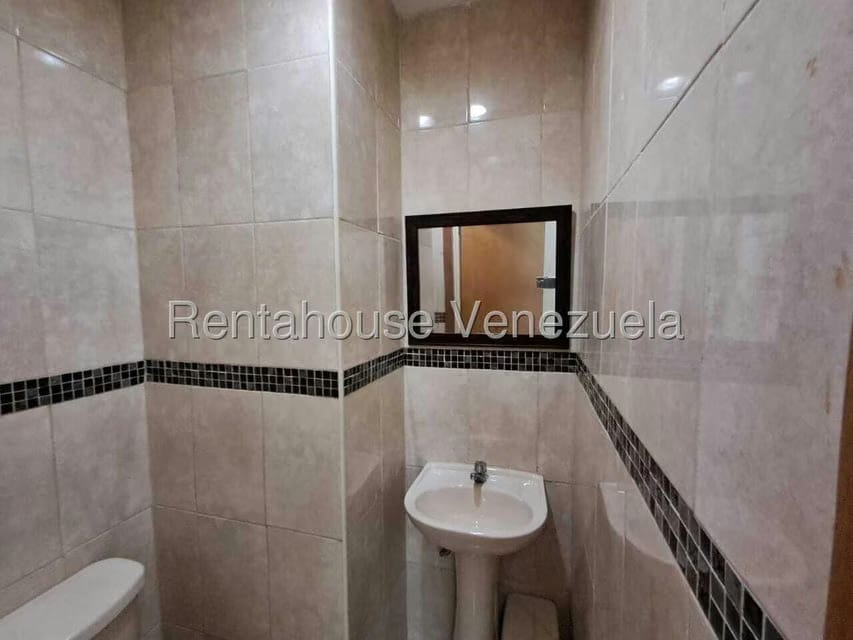 Comercial (Local Comercial) en Alquiler en Camoruco, Carabobo - 46