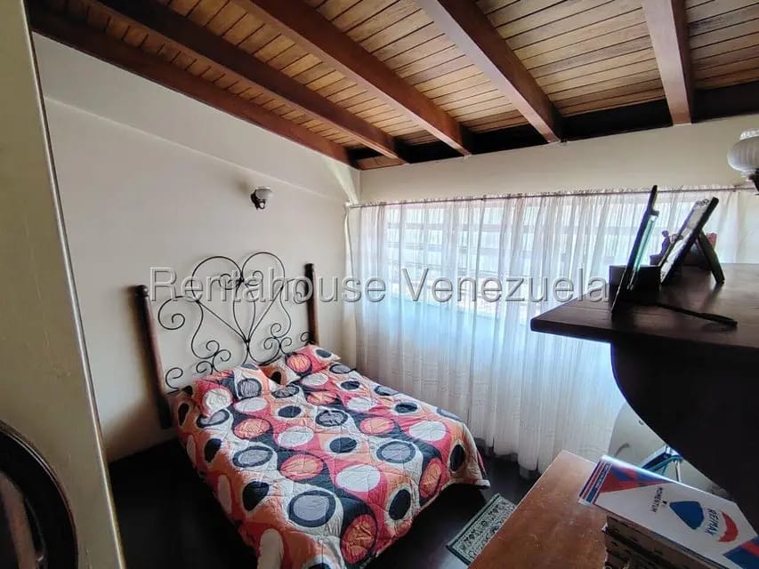 Casa (Multipes Niveles) en Venta en La Macarena Norte, Miranda - 29