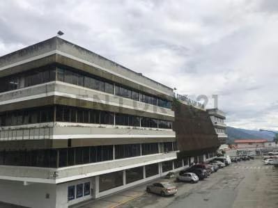 En Venta Local con 3 salas de Cine