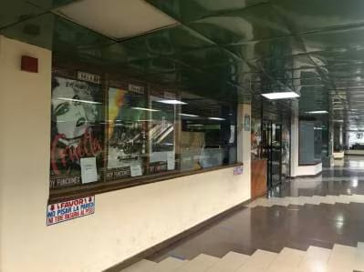 En Venta Local con 3 salas de Cine - 2