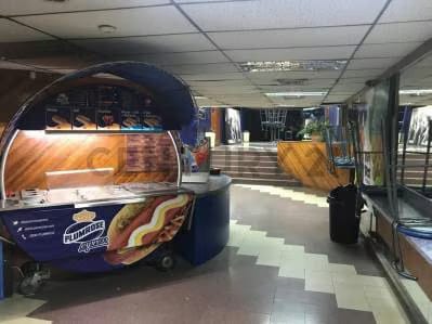 En Venta Local con 3 salas de Cine - 4