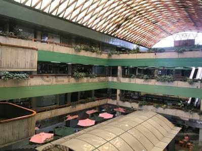 En Venta Local con 3 salas de Cine - 9