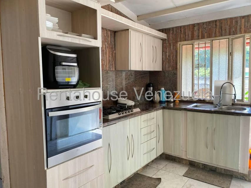 Casa (Duplex) en Venta en El Limon, Aragua - 8