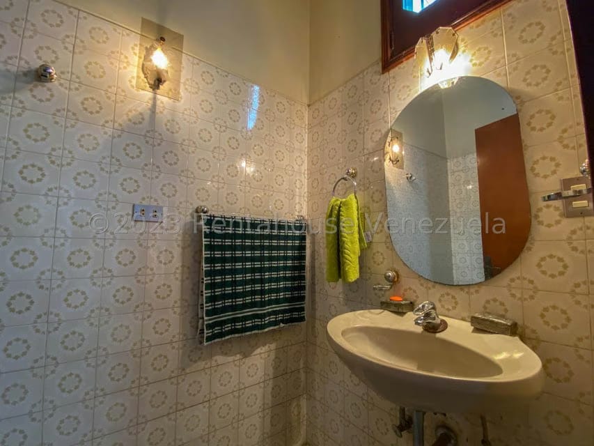 Casa (Colonial) en Venta en La Union, Distrito Metropolitano - 21