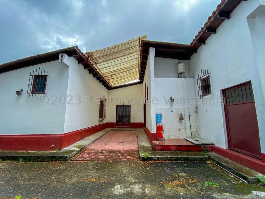 Casa (Colonial) en Venta en La Union, Distrito Metropolitano - 37