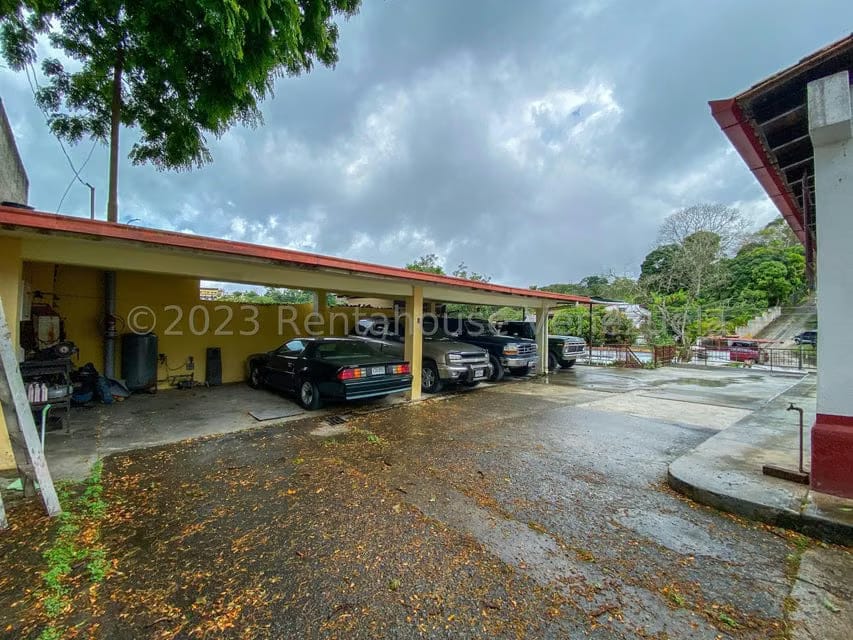 Casa (Colonial) en Venta en La Union, Distrito Metropolitano - 39