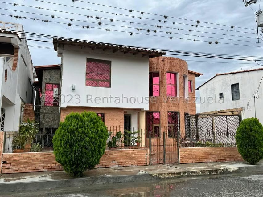 Casa (Duplex) en Venta en Municipio Jimenez, Lara - 36